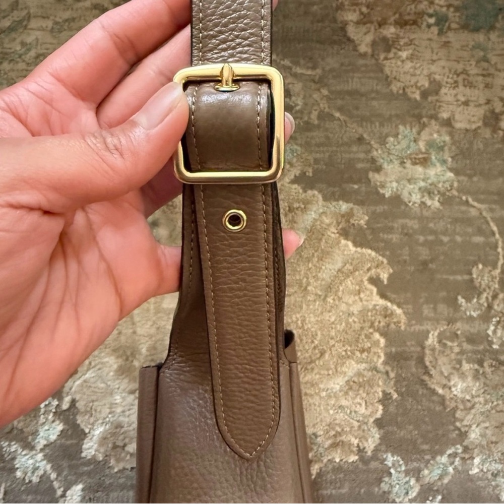 COACH Hadley Convertible Shoulder/Crossbody in Dark Stone with Gold Hardware - Picture 6 of 9